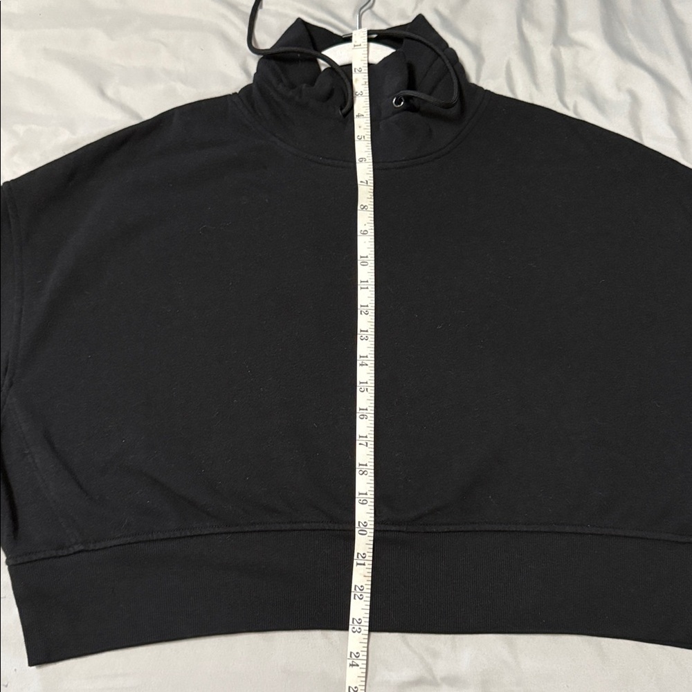 Womens Cropped Pullover - Picture 4 of 4
